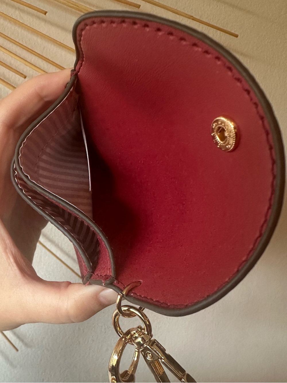 Nanette Lepore Red Faux Leather Card Case with Tassel & Seashell Bag Charm NWOT - Picture 7 of 8